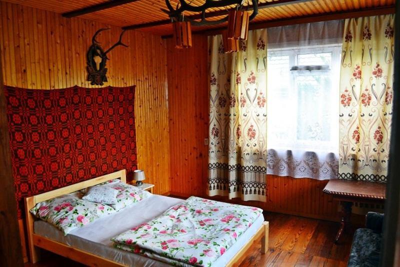 Dom W Starym Sadzie Villa Białowieża Exteriör bild